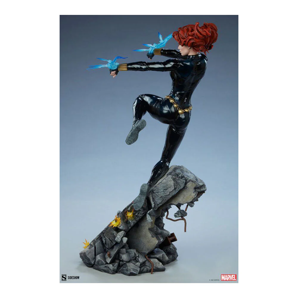 23" Marvel Comics Black Widow Premium Format Statue - Image 3
