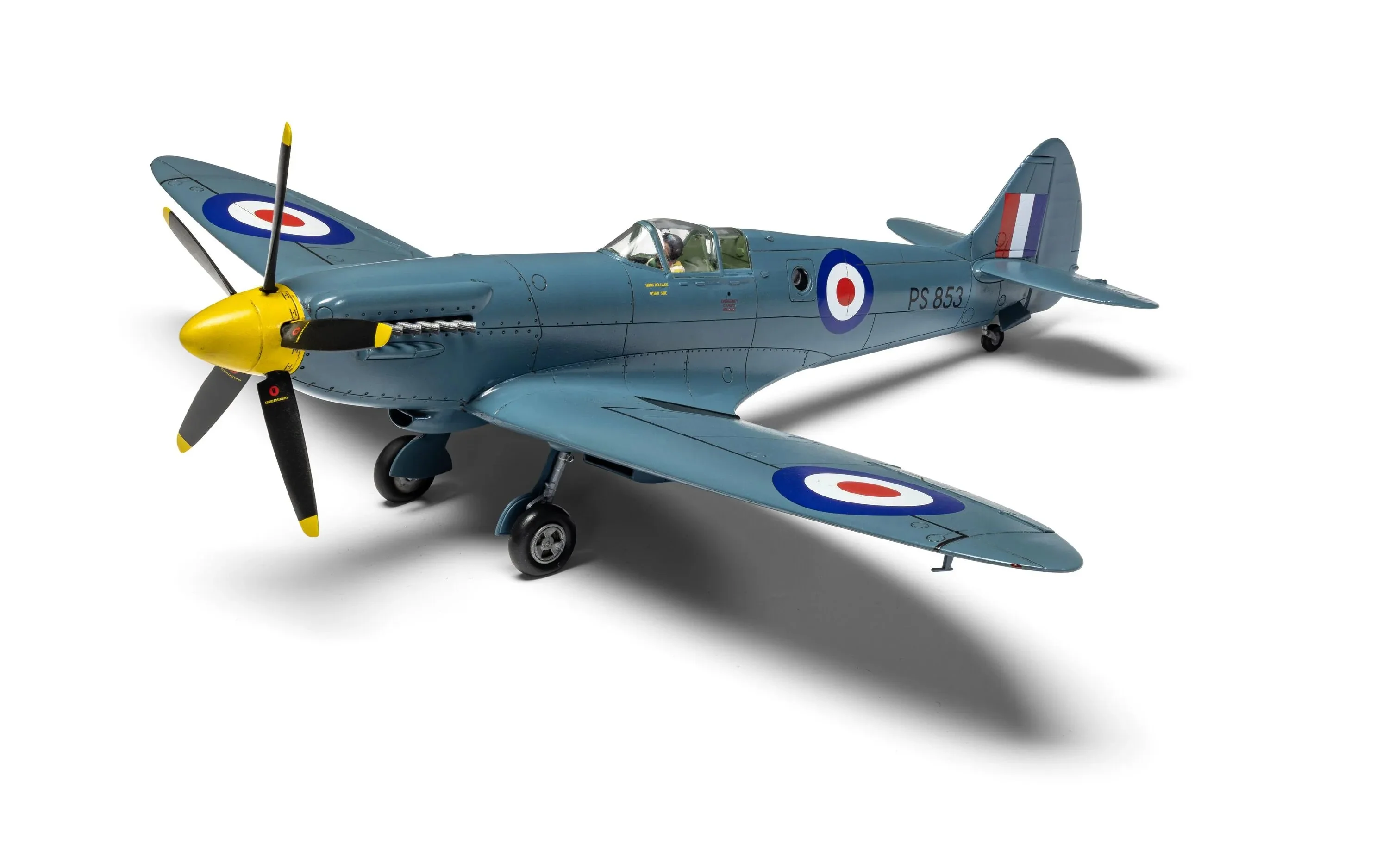 Airfix 1/48 Supermarine Spitfire PR.XIX - Image 4
