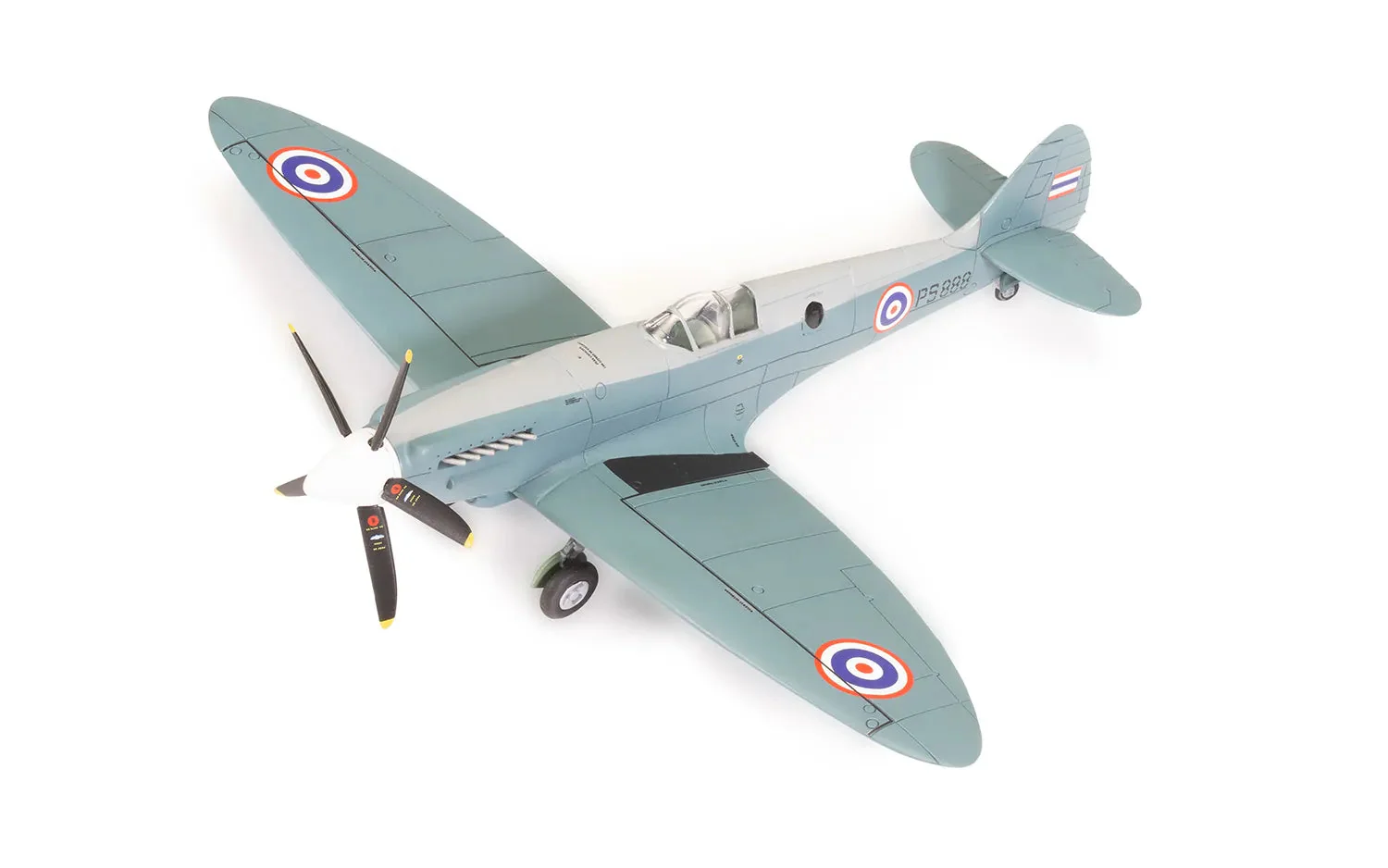 Airfix 1/72 Supermarine Spitfire PR.XIX - Image 5