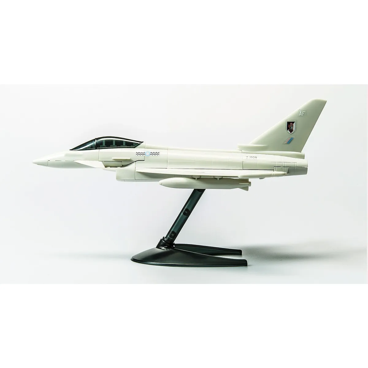 Airfix Typhoon Eurofighter Jet Quickbuild Plastic Model Kit - Grey - Image 4