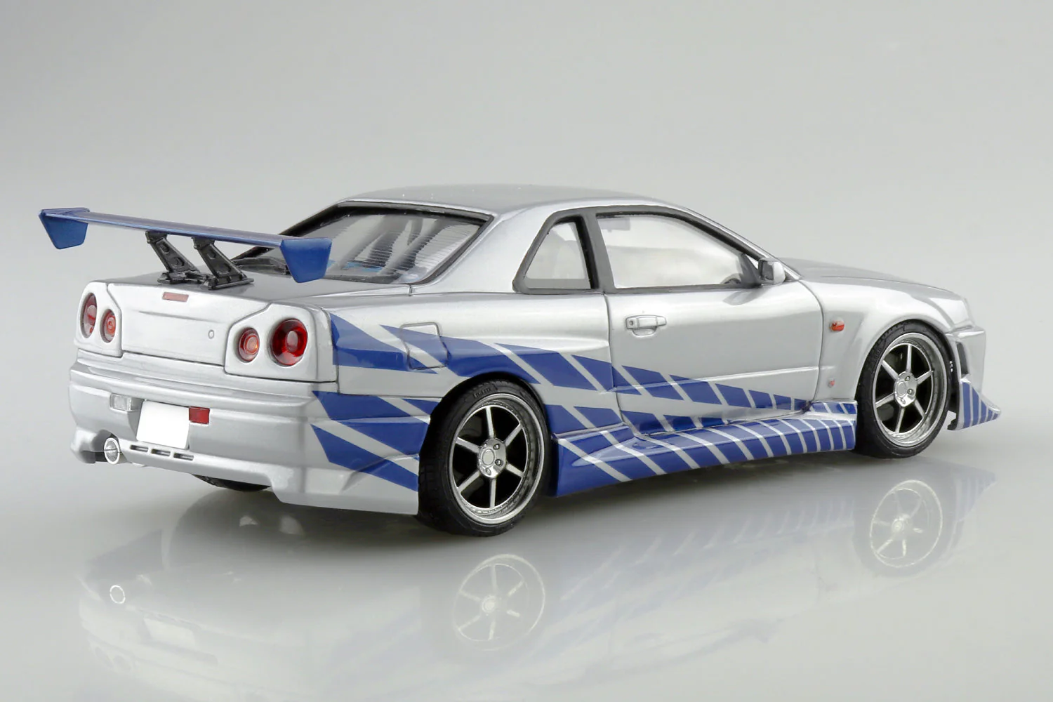 Aoshima 1/24 Fast and Furious R34 Skyline Gt-r - Image 2