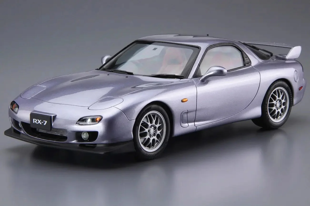 Aoshima 1/24 Mazda FD3S RX-7 SPIRIT R TYPE B '02 - Image 2