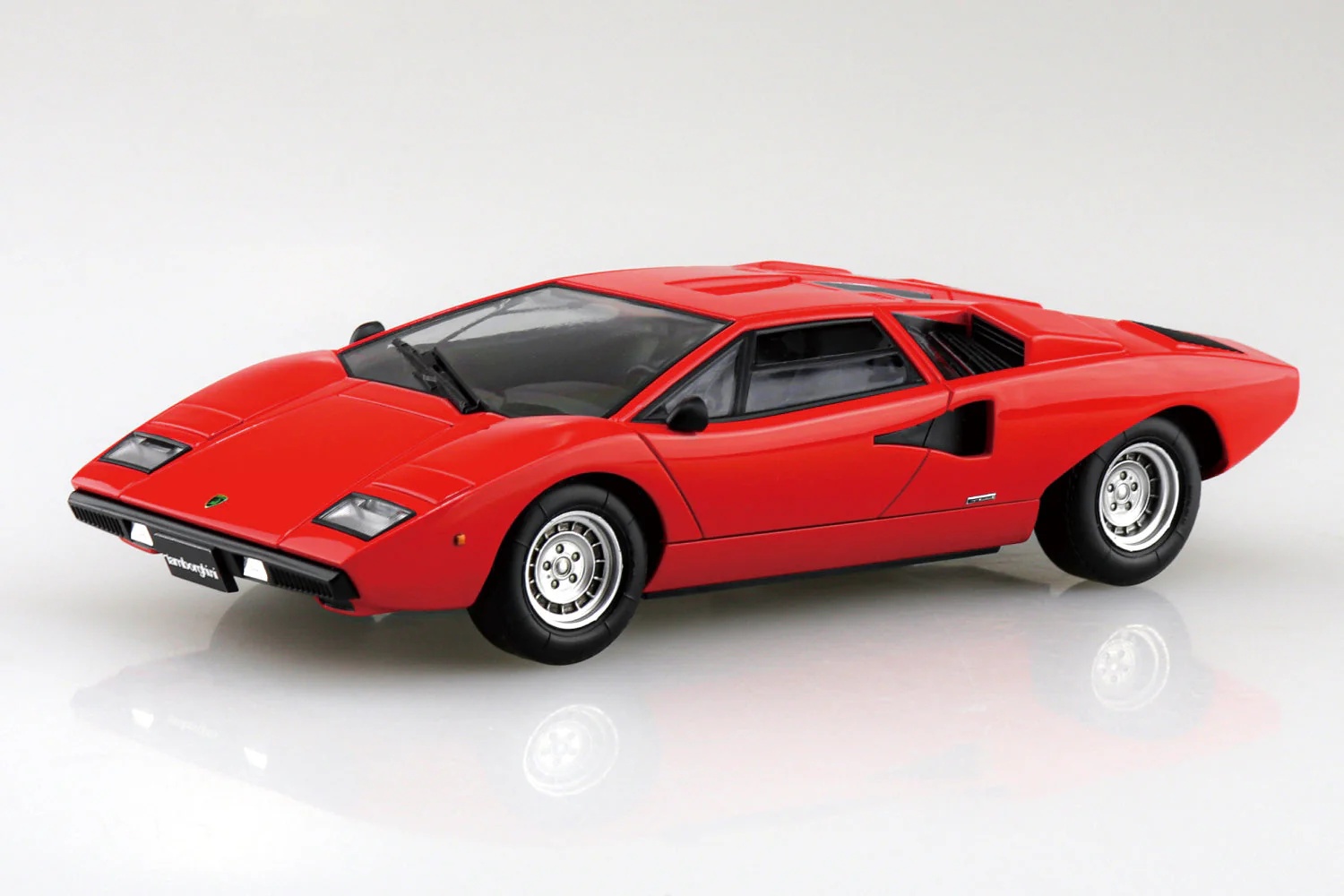 Aoshima 1/32 Snap Lamborghini Countach Lp400 (Red) - Image 4