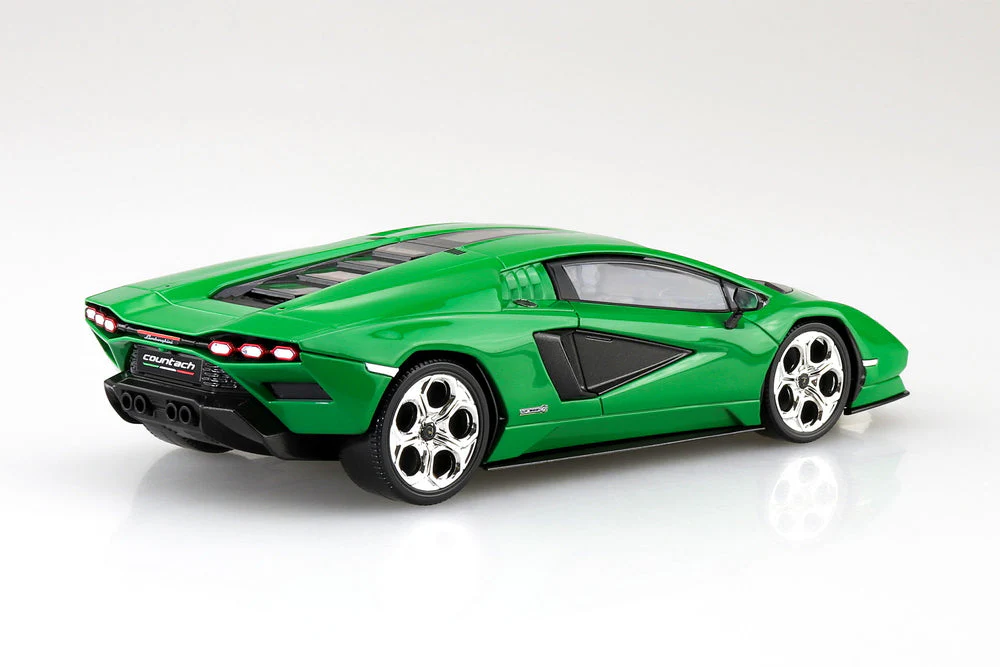 Aoshima 1/32 Snap Lamborghini Countach Lpi 800-4 (Green) - Image 2