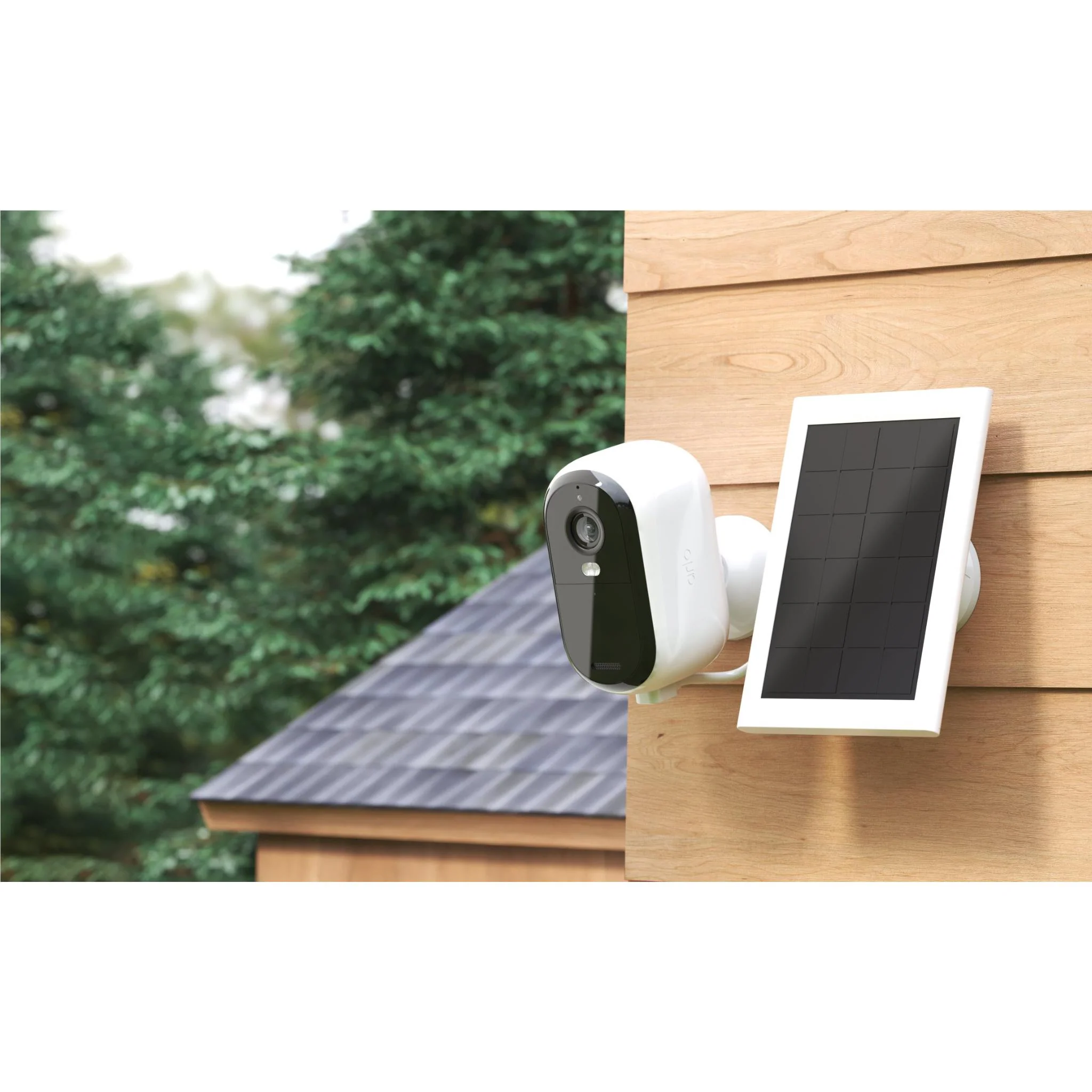 Arlo Essential Security Camera Kit with Solar Panel + 6M Subscription (4 Pack) - Image 3
