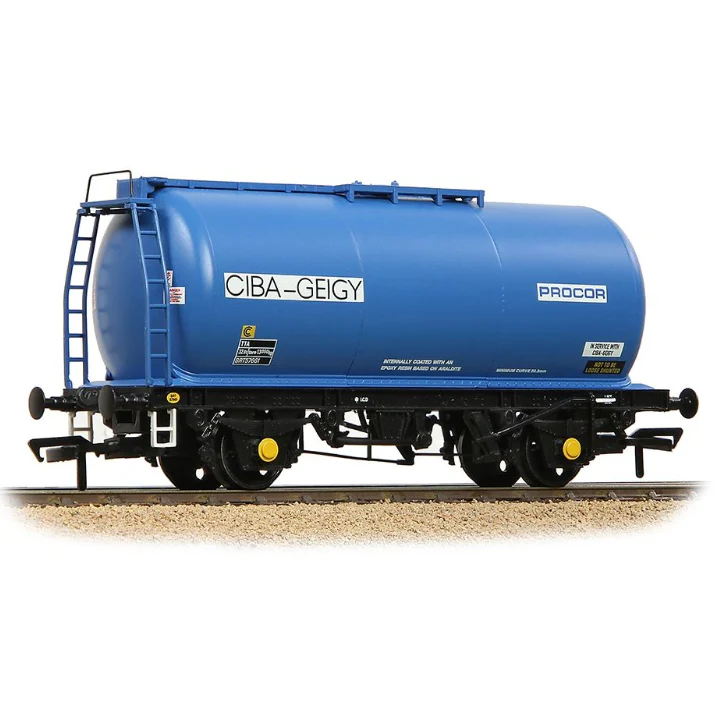Bachman OO BR 45T TTA Tank Wagon 'Ciba-Geigy' Blue - Image 2