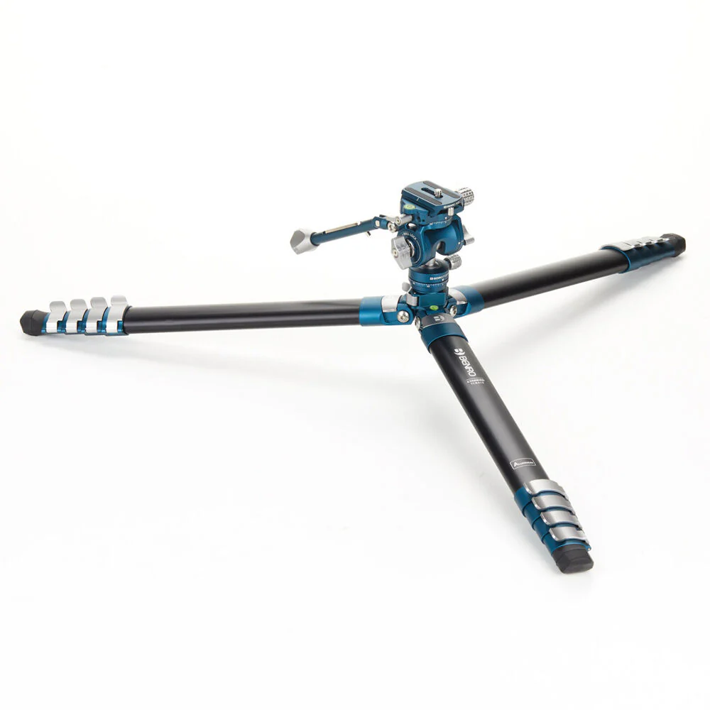 Benro Cyanbird Aluminium Tripod with FS20PRO Hybrid Head (156.5cm) - Image 4