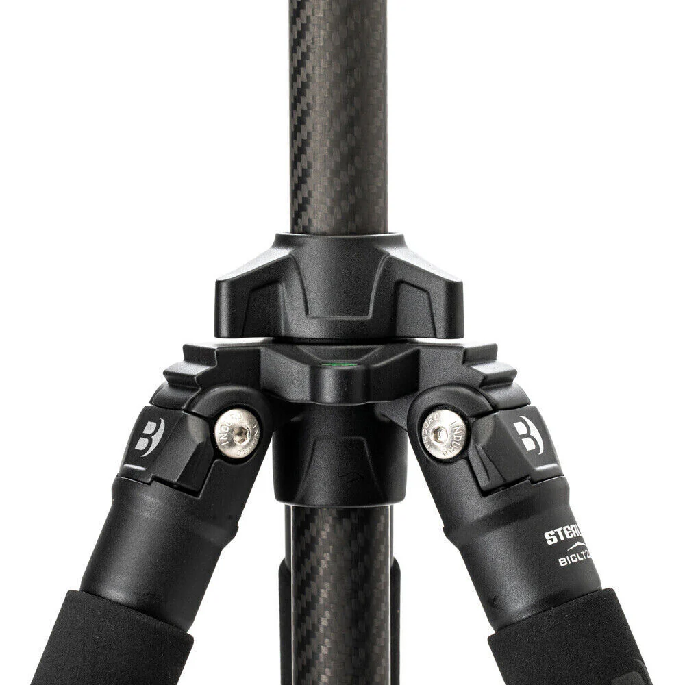 Benro Induro Classic 203 Carbon Fibre Tripod with Twist Lock (160cm) - Image 5