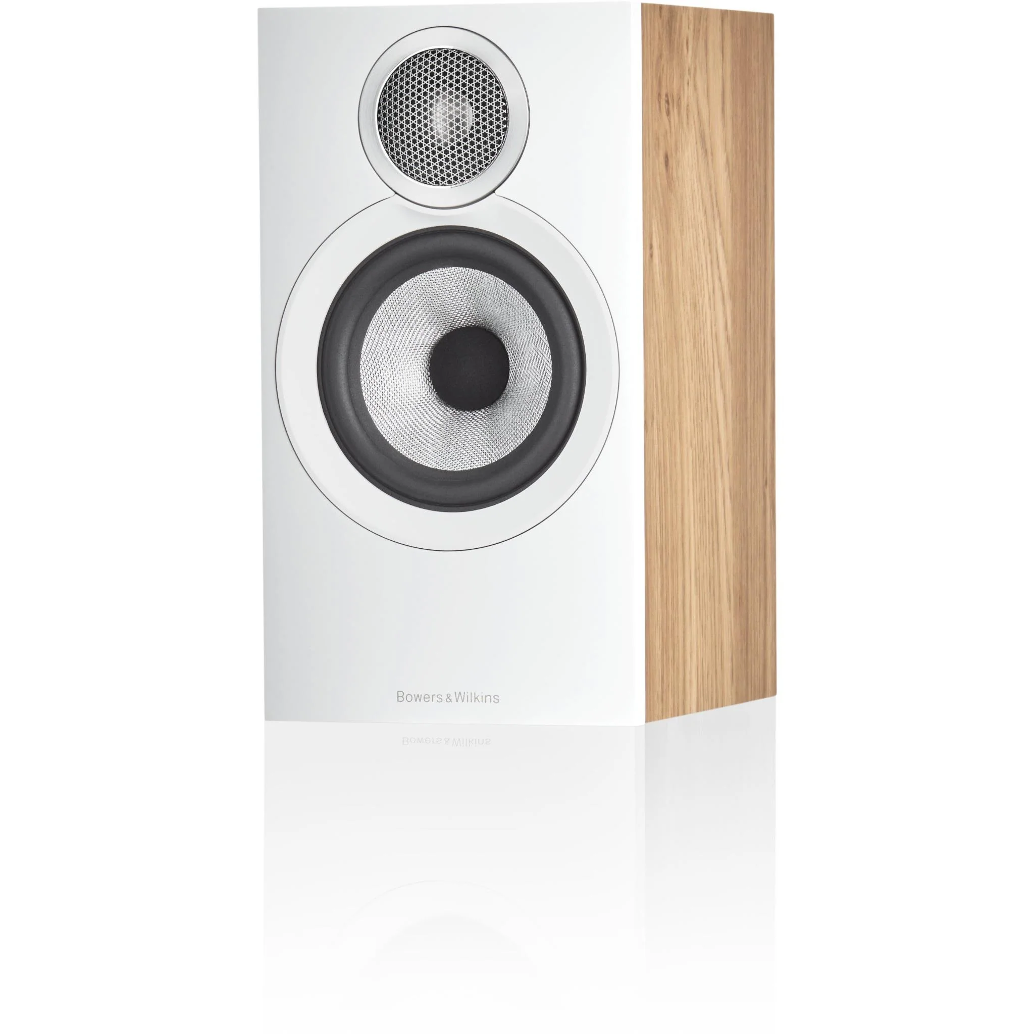 Bowers & Wilkins 607 S3 Performance Compact Bookshelf Speakers (Oak) [Pair]