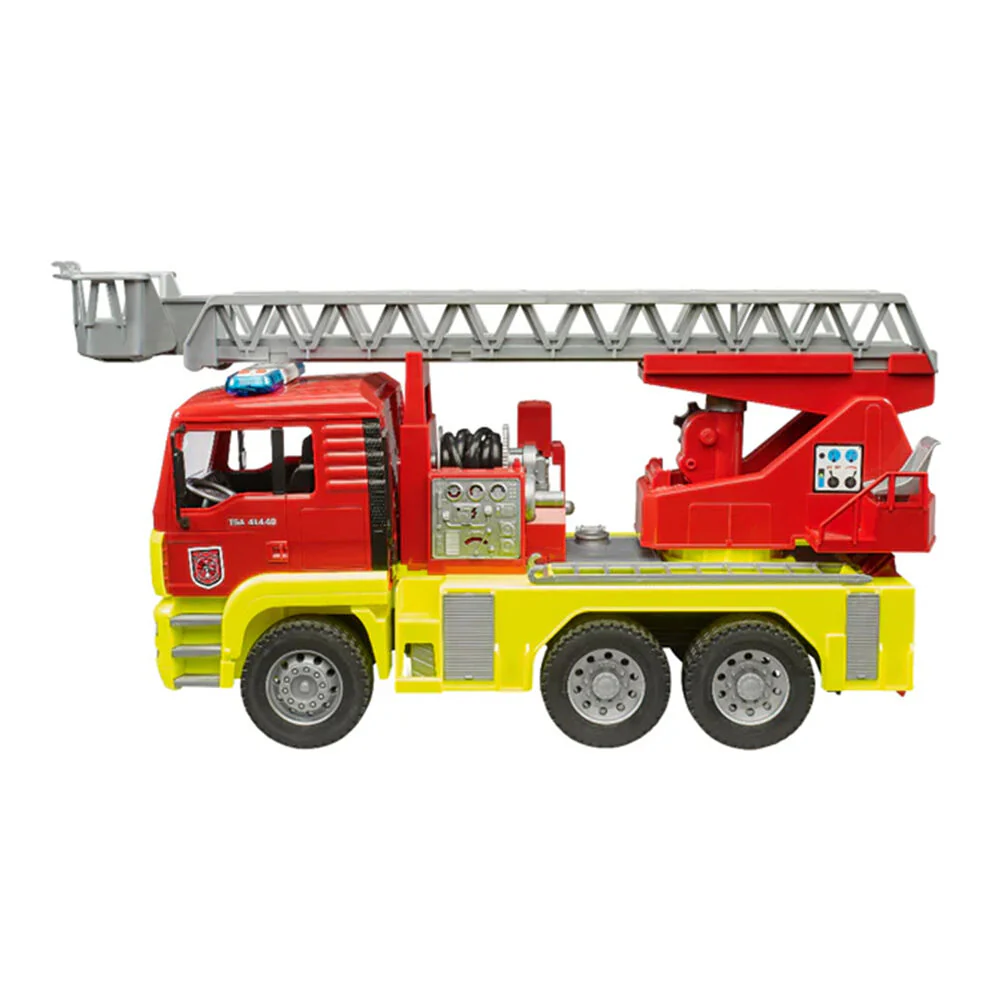 Bruder 1:16 MAN TGA Fire Engine With Yellow Skirt Light Sound Module Red Helmet - Image 2