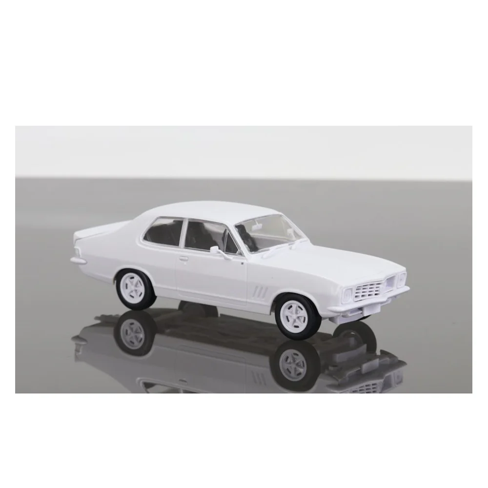 DDA 1:24 Scale Holden LJ Torana GTR XU1 Plastic Car Model Kit