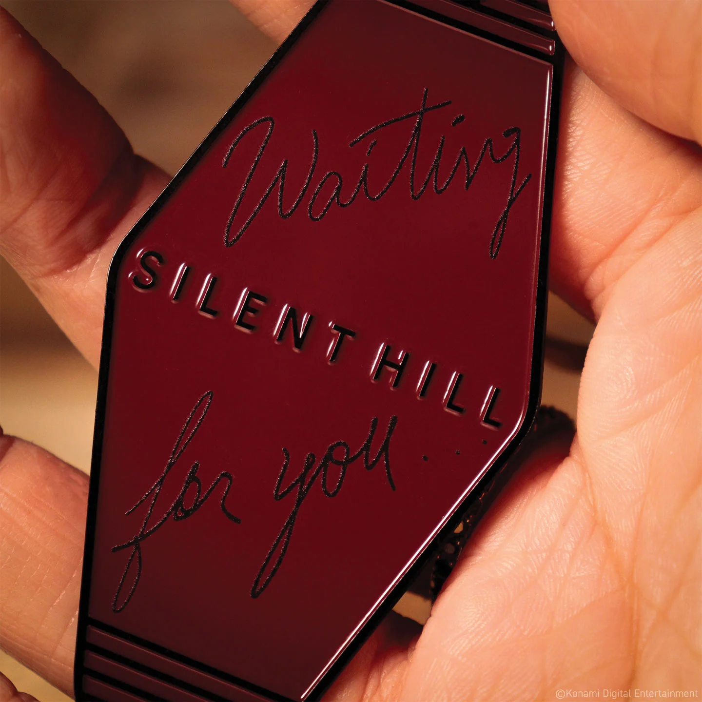 Fanattik Limited Edition Silent Hill 2 -  Hotel Keychain - Red Edition - Image 7
