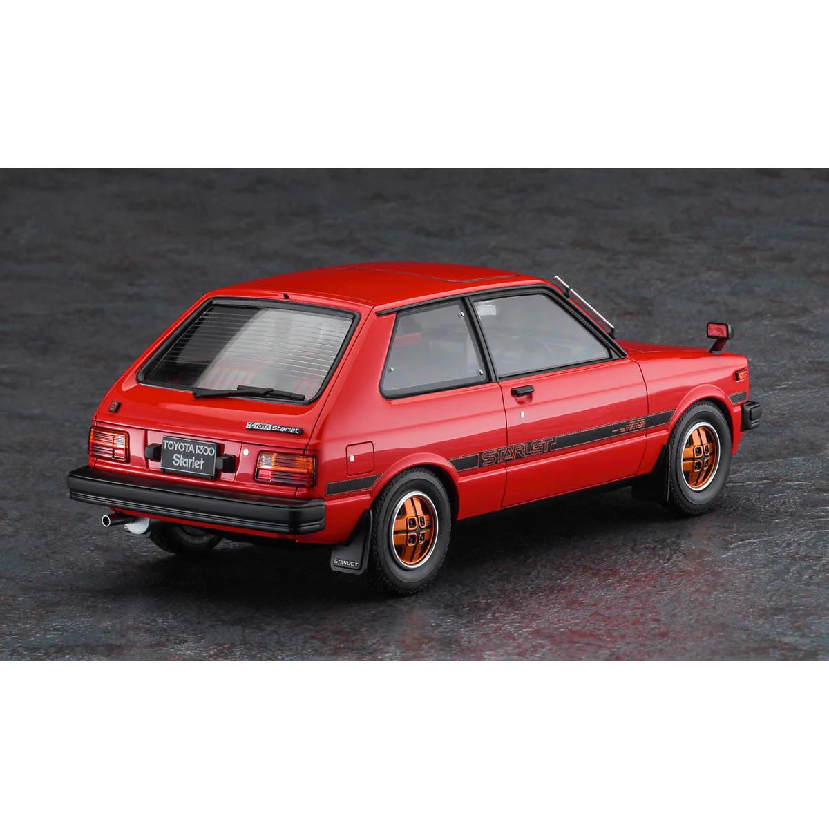 Hasegawa 1/24 Toyota Starlet KP61 S (3-Door) Middle Version (1980) - Image 3