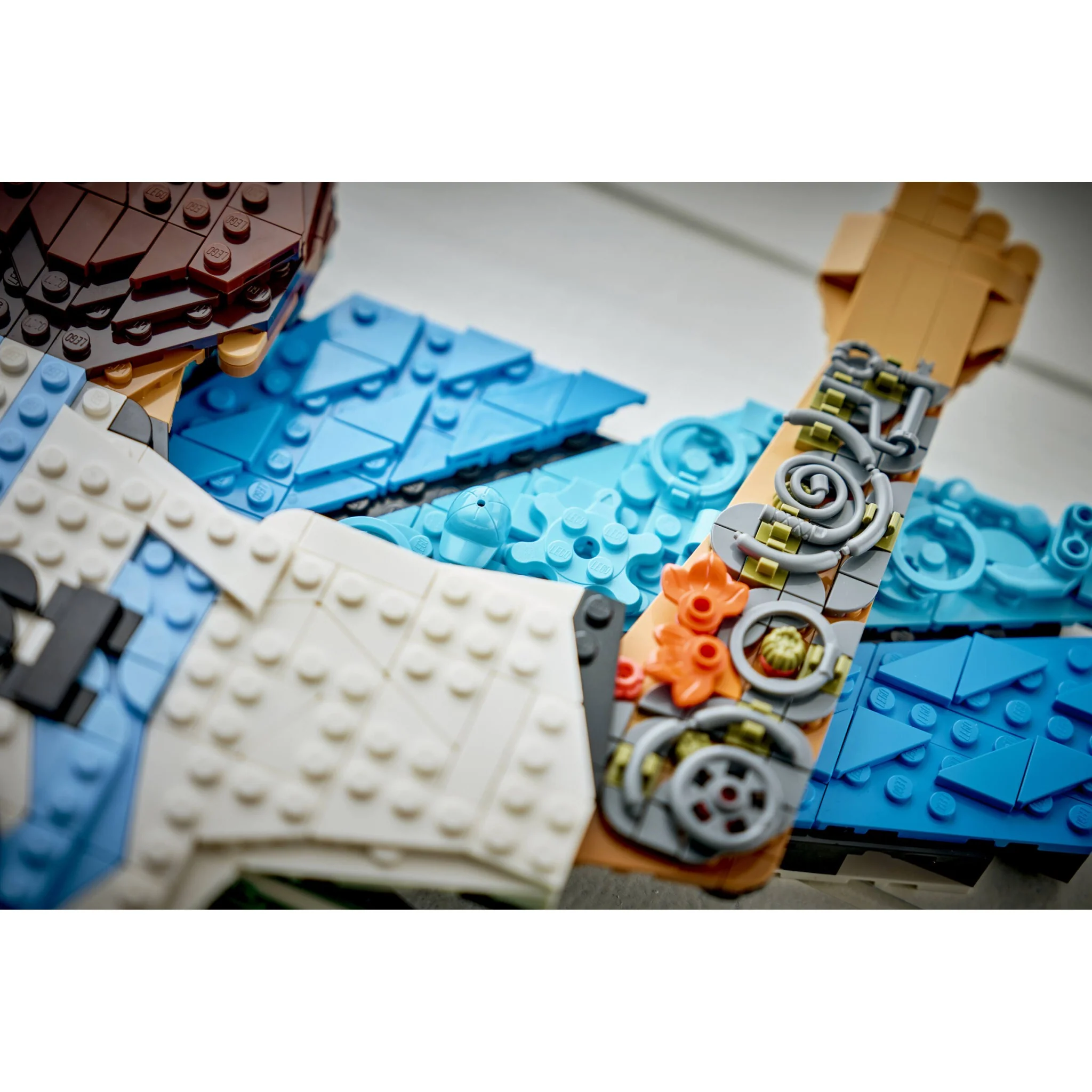 LEGO 43018 Lionel Messi Celebration - Editions - Image 6