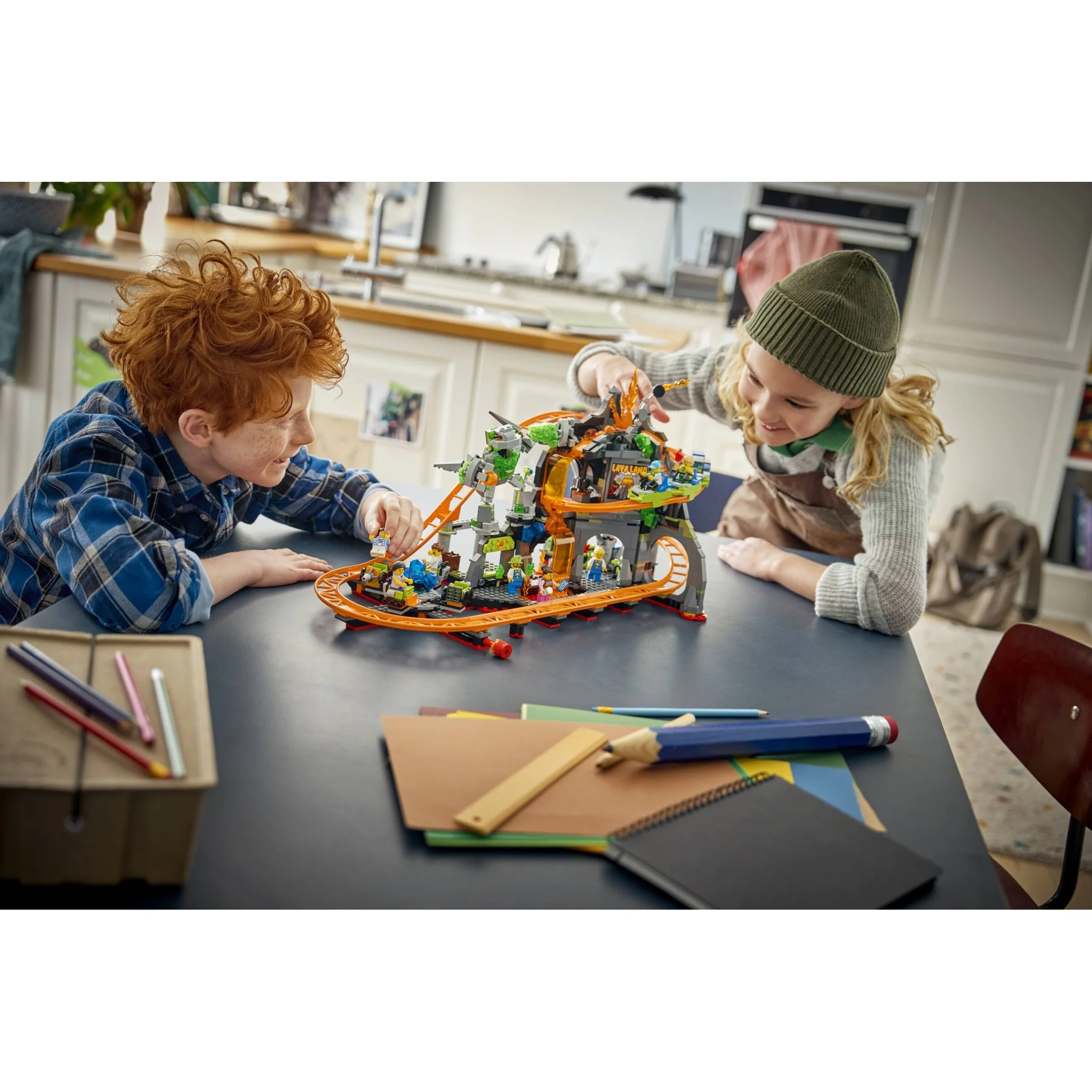 LEGO 60501 Lava Land Roller Coaster Park - City - Image 8
