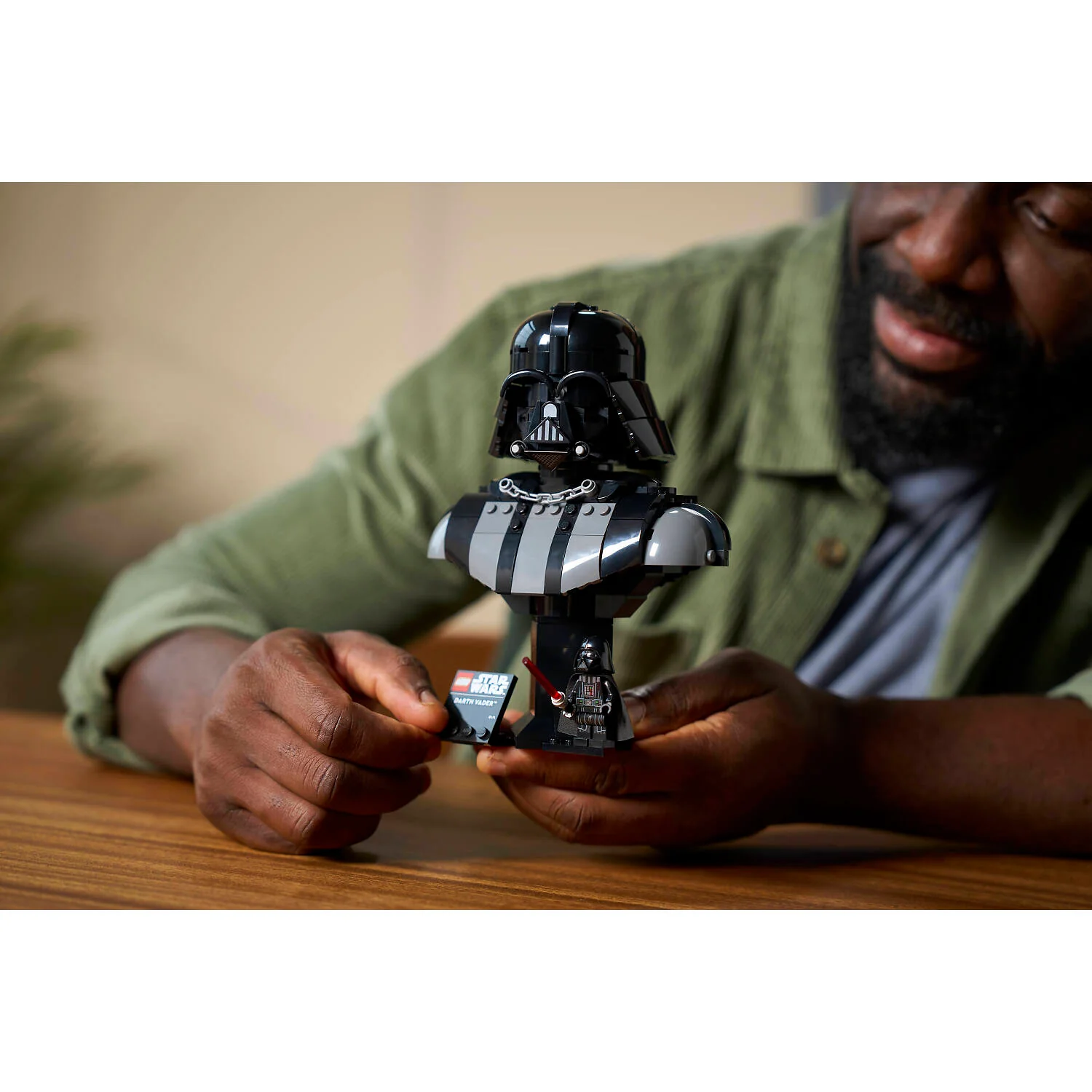 Lego 75439 Darth Vader Bust - Image 7