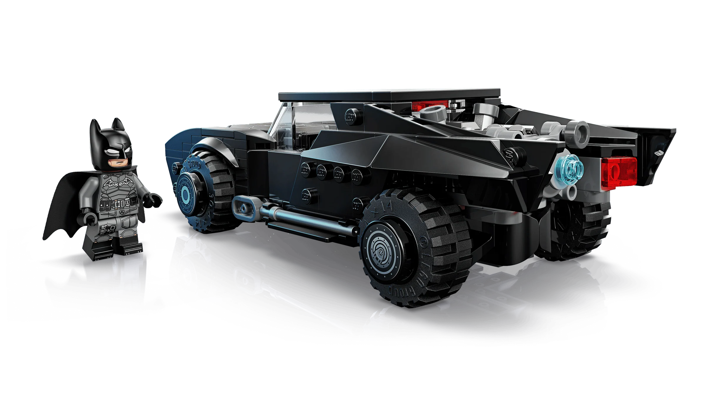 LEGO 76332 The Batman Batmobile - DC Super Heroes - Image 3