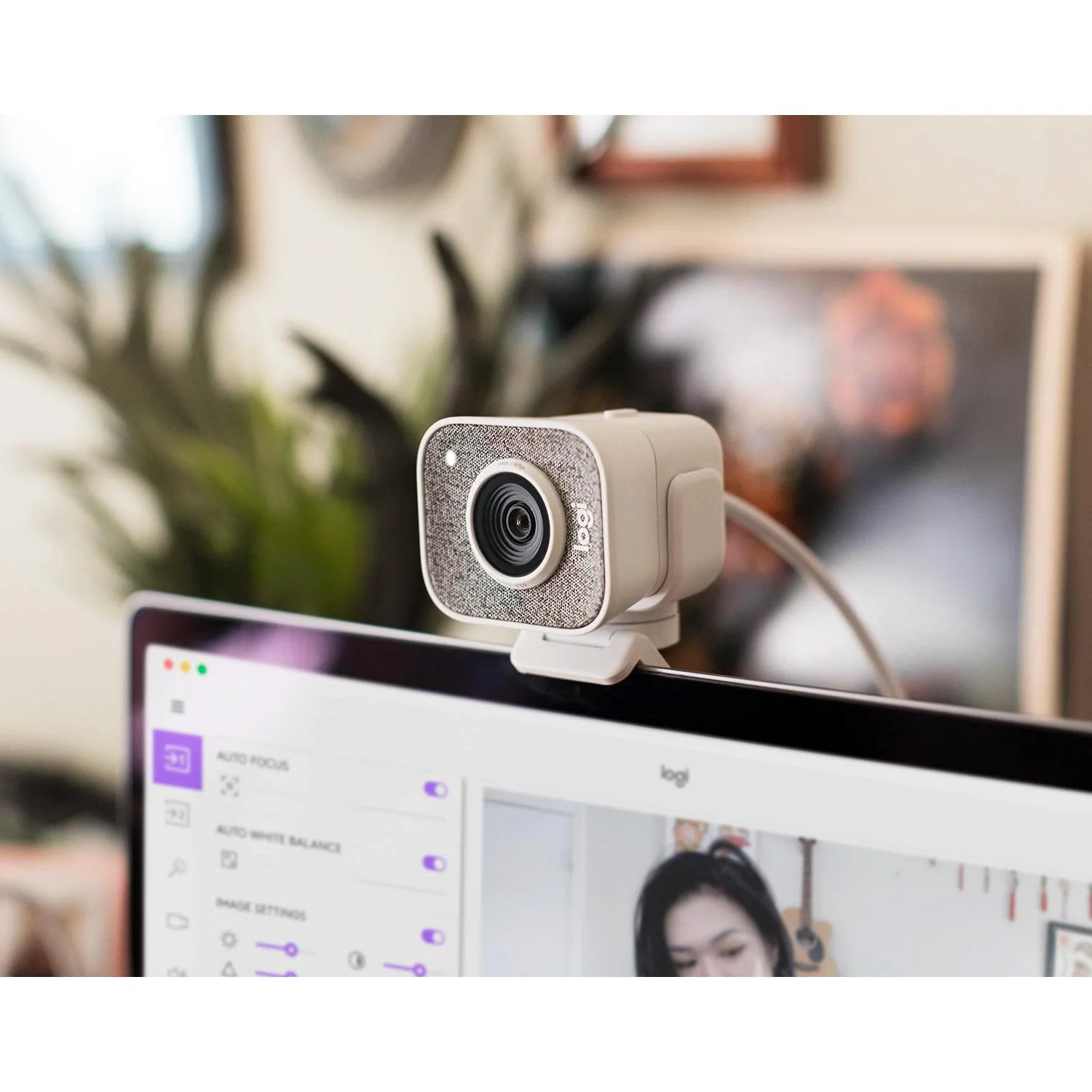 Logitech Streamcam (White) - Image 7