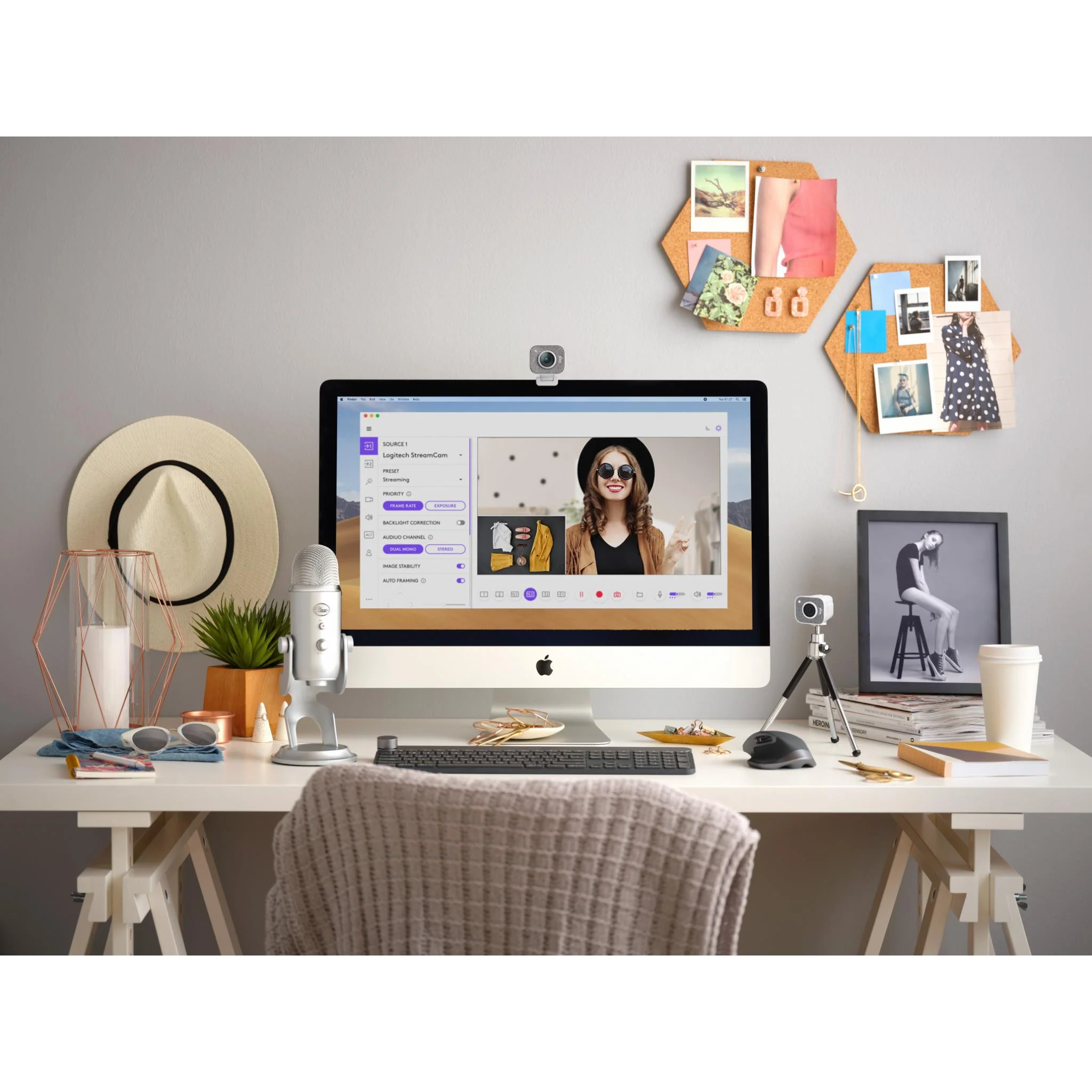 Logitech Streamcam (White) - Image 8