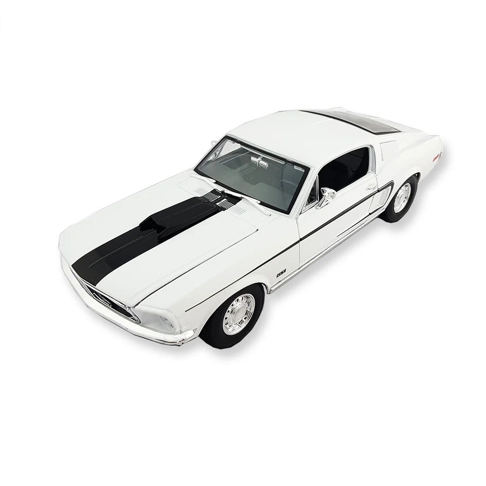 Maisto Licensed 1:18 Scale Ford Mustang GR Cobra Jet FB 1968 Diecast Model Car White