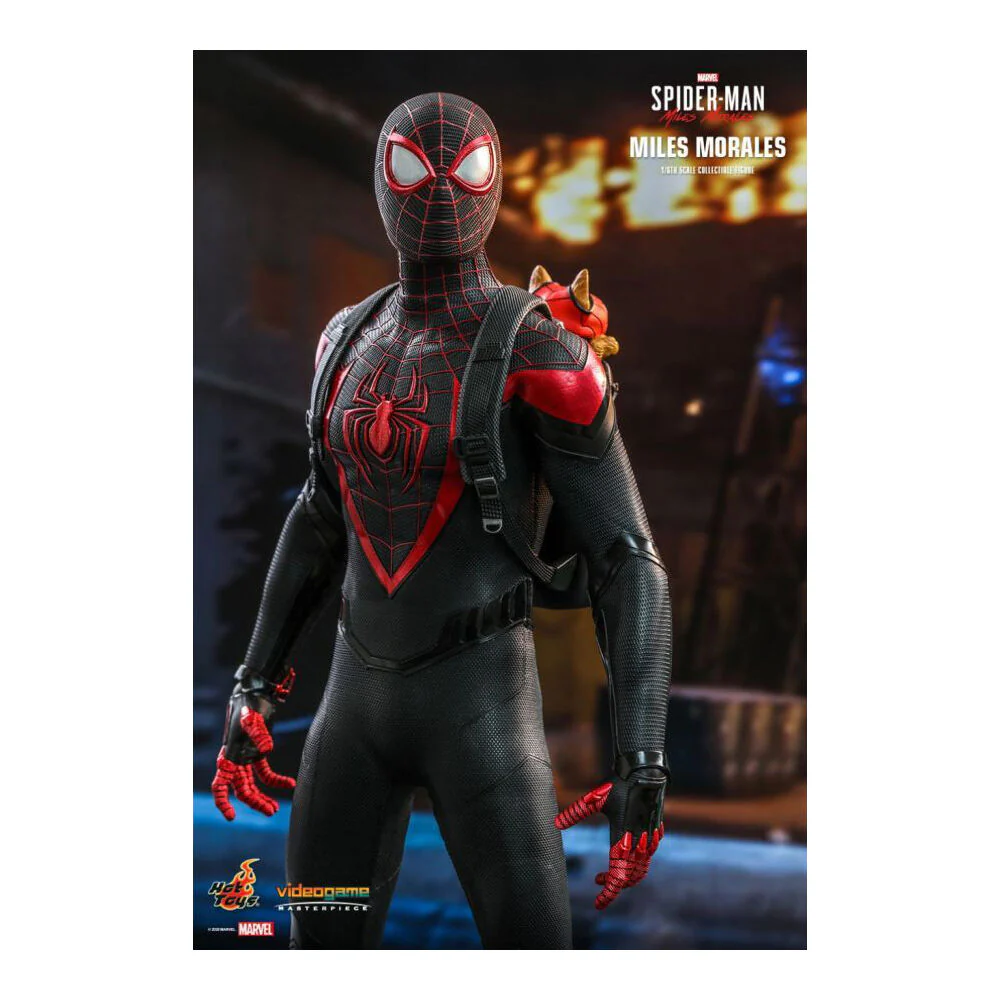 Marvel's Spider-Man: Miles MoralesMiles Morales 1:6 Scale Collectable Figure - Image 6