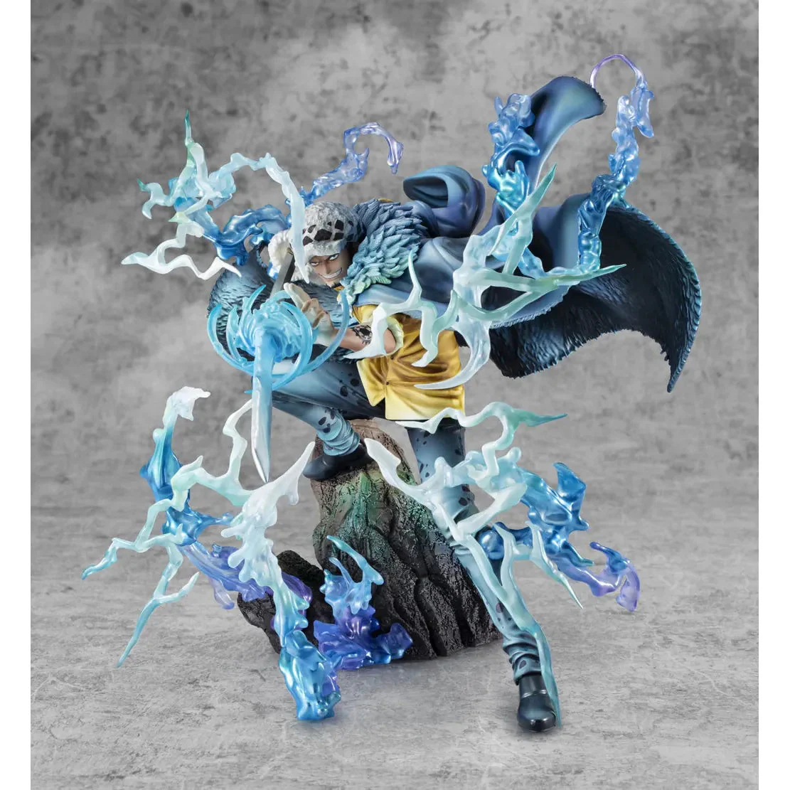 Megahouse Portrait of Pirates One Piece WA-MAXIMUM The Surgeon of Death Trafalgar Law (Awaken) - Image 5