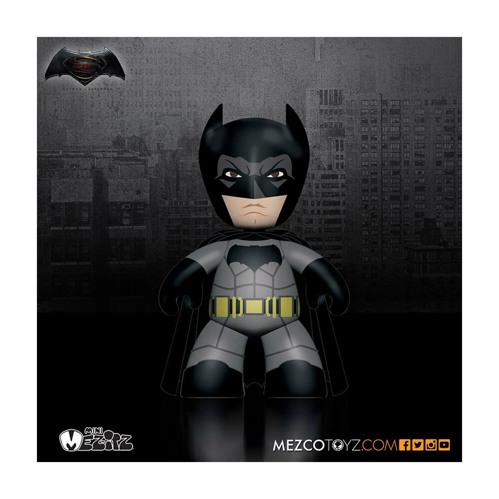 Mezco Toyz 4pc Batman v Superman Dawn of Justice Mez-itz Figure Kids Collectable Toy - Image 2