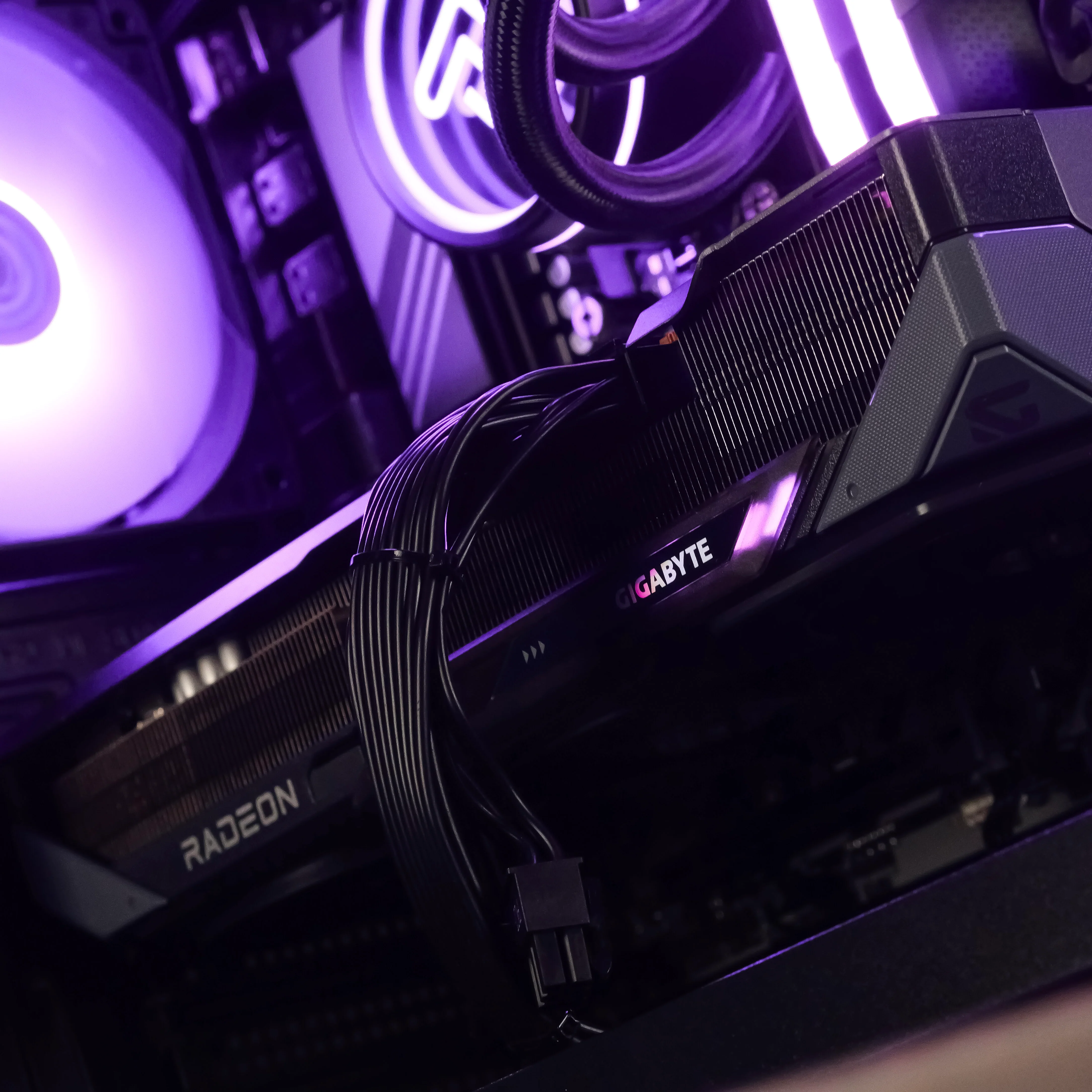 Nebula PC - Violet Gaming PC: RYZEN 7 7700 | RX 9070 XT - Image 3