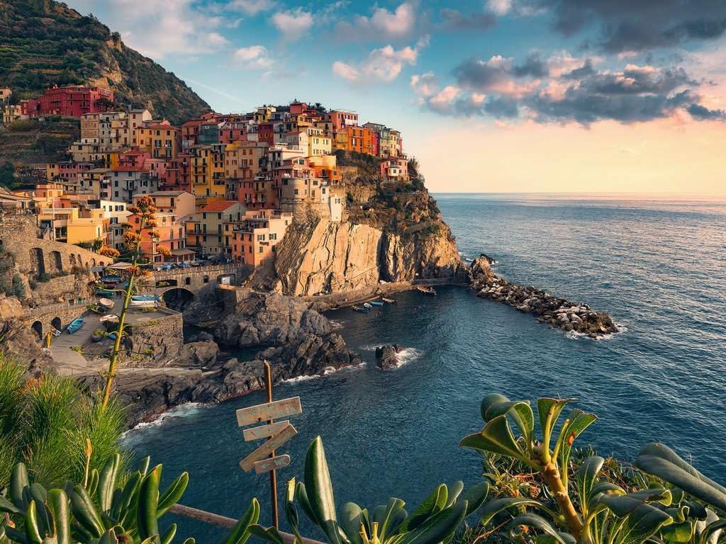 Ravensburger 1500pc Cinque Terre Viewpoint Puzzle - Image 2