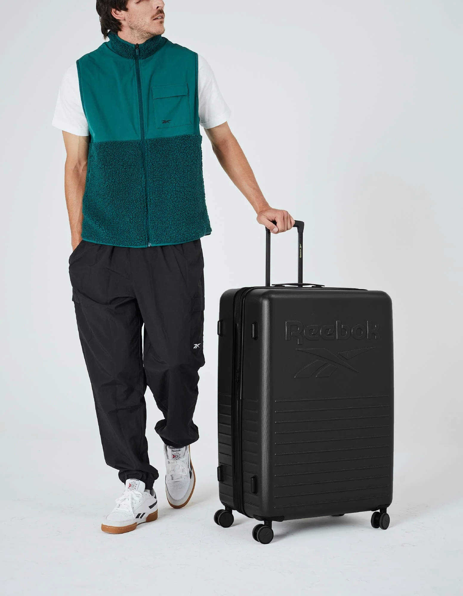 Reebok Adventure Large 150L Hard Shell Case Travel Luggage (Black) - Image 9