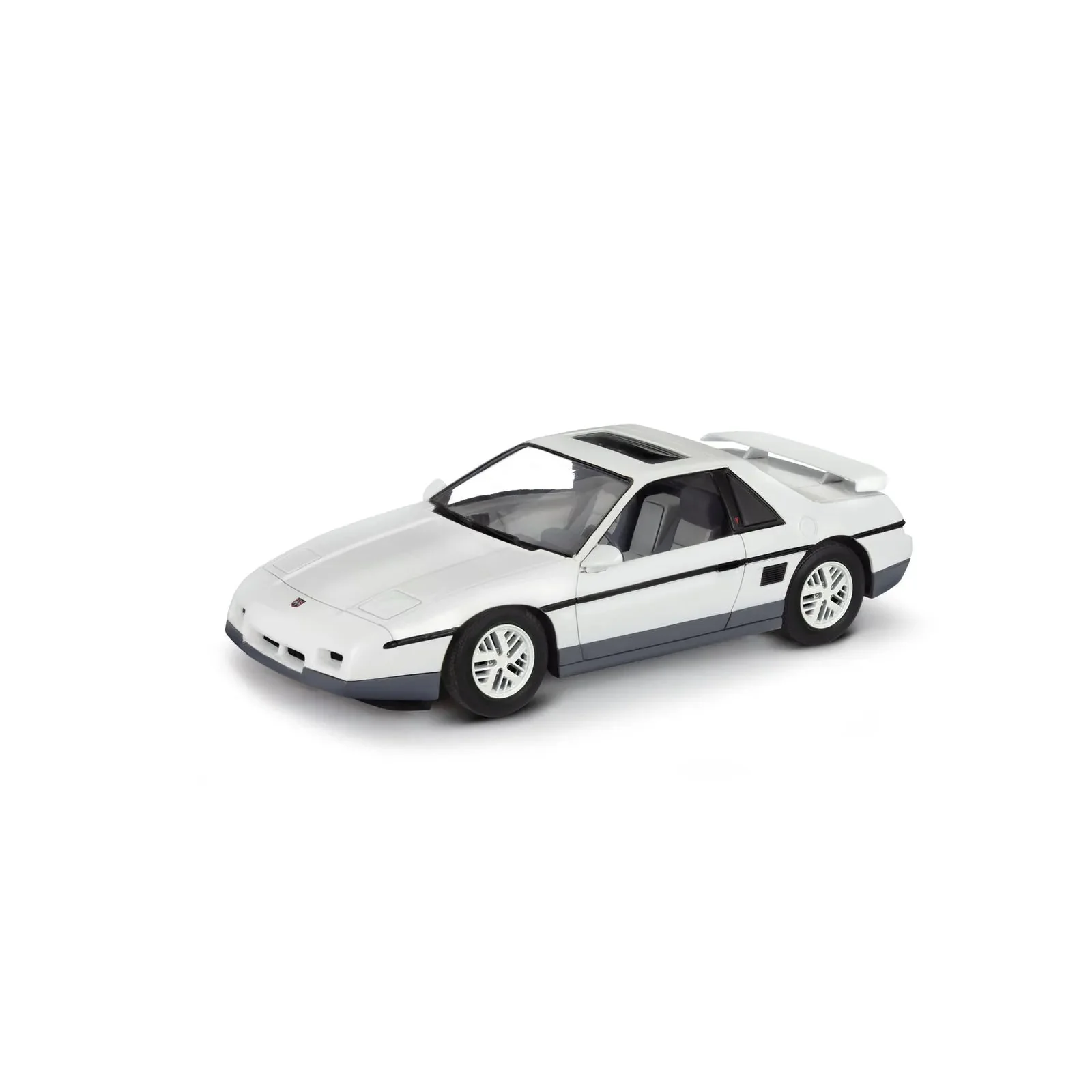 Revell 1/24 1985 Fiero GT - Image 2