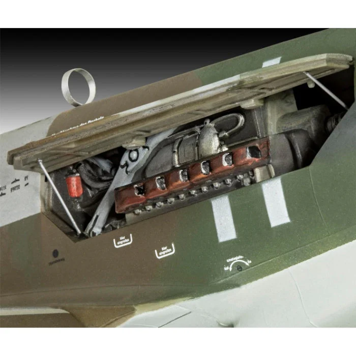 Revell 1/48 Dornier DO 335 "Pfeil" - Image 5