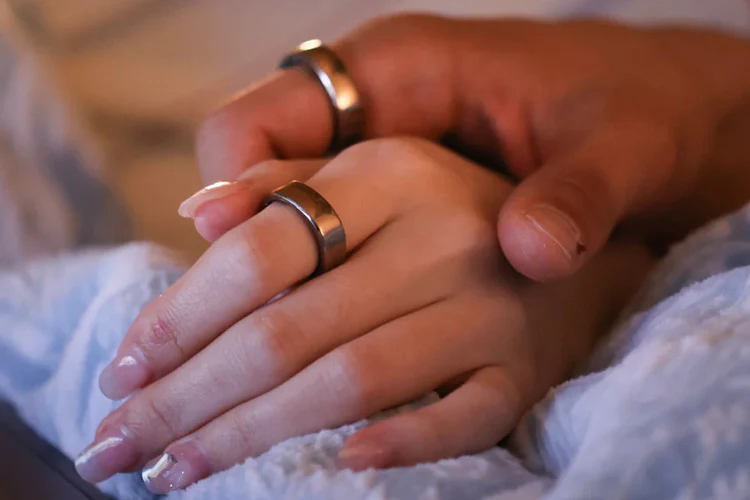 RingConn Gen 2 Air Smart Ring - Size 7 (Dune Gold) - Image 3