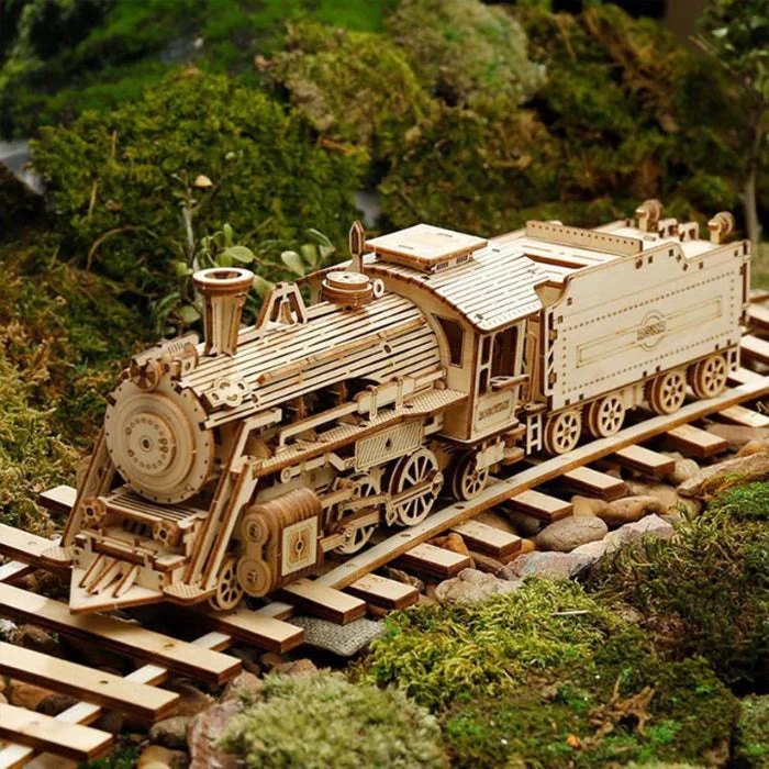 Robotime DIY 1/80 Prime Steam Express Train - Image 4