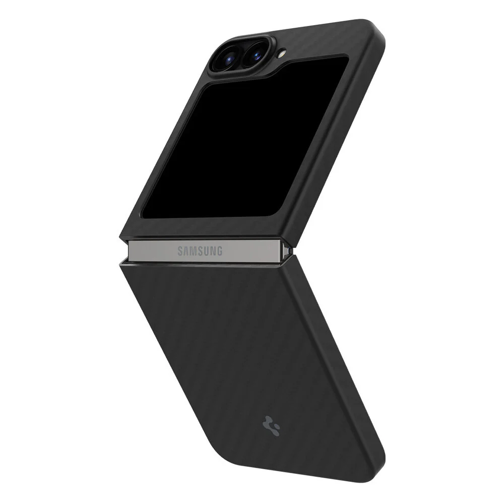 Spigen Samsung Galaxy Z Flip 6/7 FE AirSkin Aramid Case (Black) - Image 3