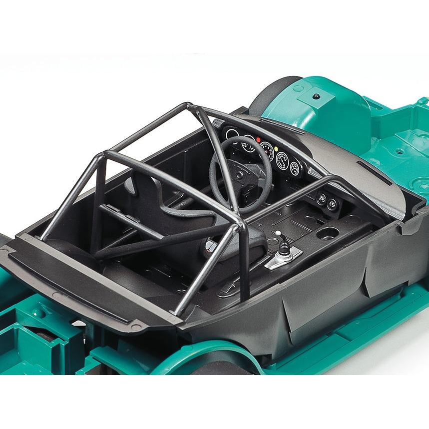 Tamiya 1/24 Porsche 934 Turbo RSR Vaillant - Image 4