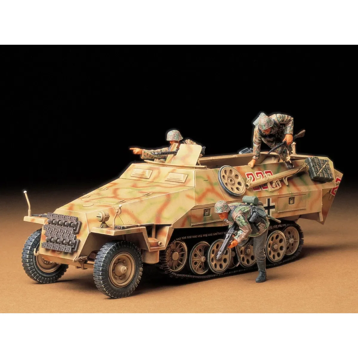 Tamiya 1/35 German Sd.Kfz.251/1 Half-Track Model Kit - Image 2