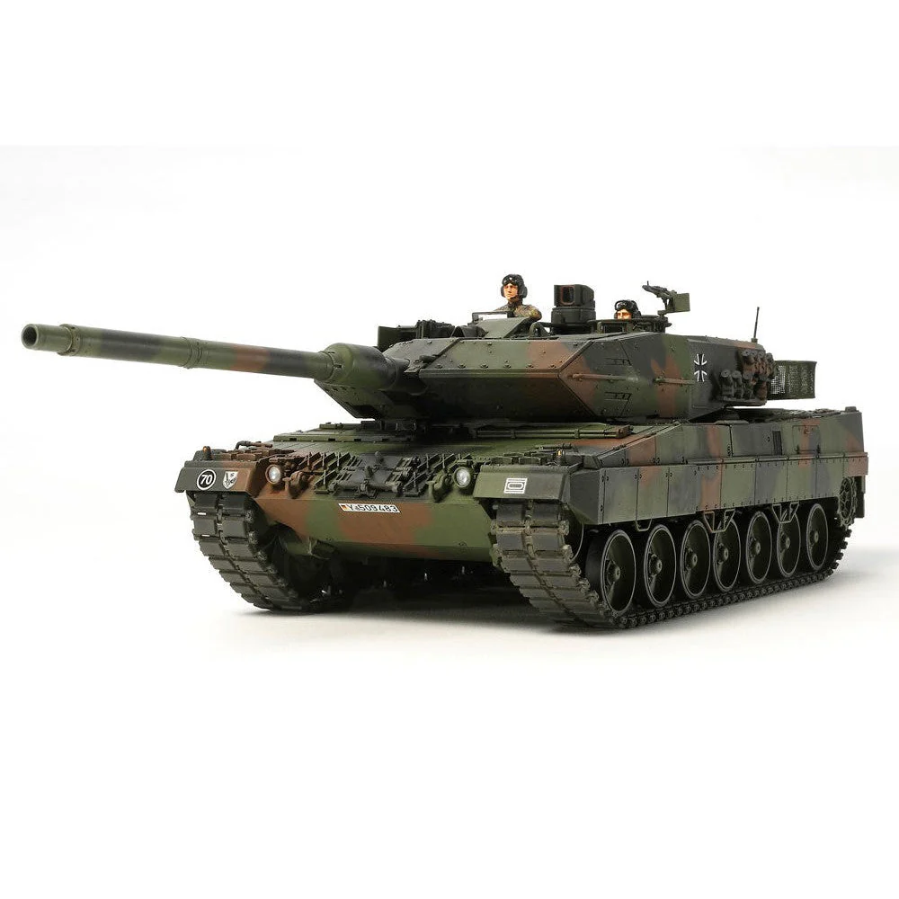 Tamiya 1/35 Leopard 2 A6 Main Battle Tank - Image 2