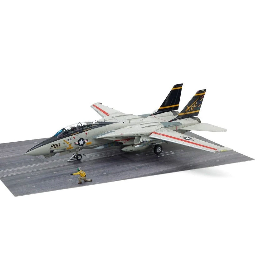 Tamiya 1/48 Grumman F14A Tomcat (Late Model) Carrier Launch Set - Image 2