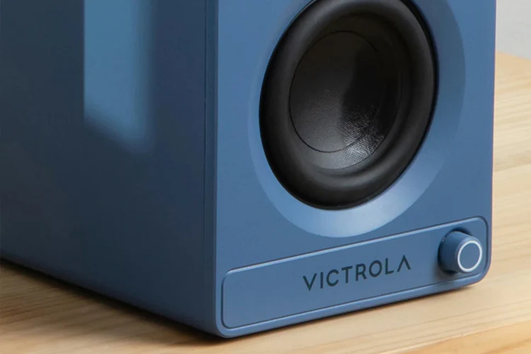 Victrola Tempo Bookshelf Speakers - Blue - Image 4